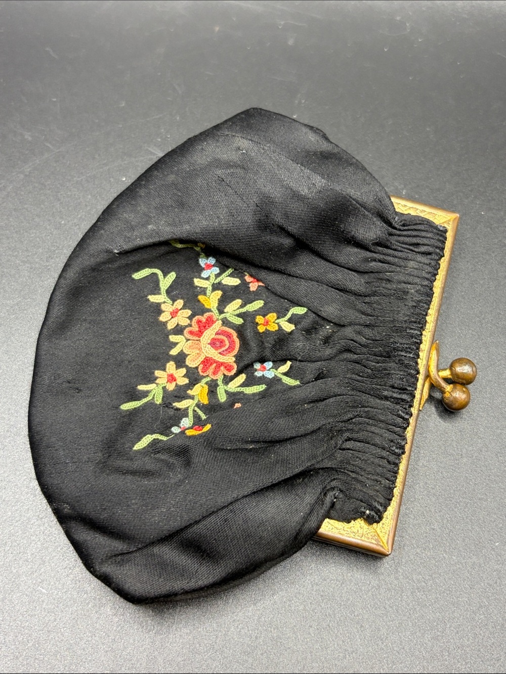 Vintage Handmade Floral Embroidery French Coin Purse Wallet Accessory Classic